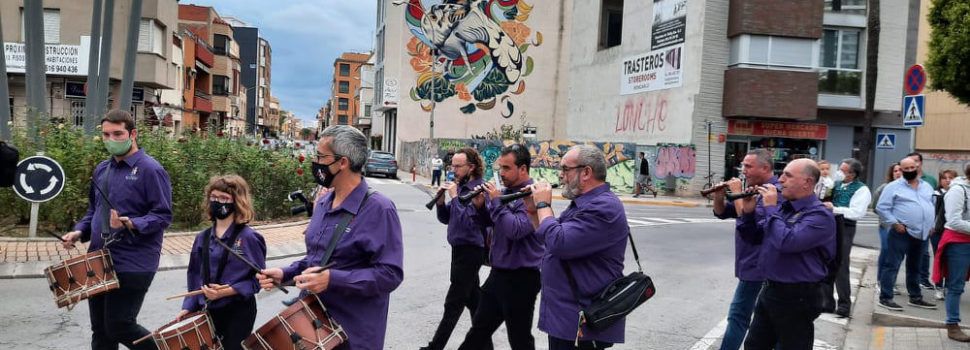 La Colla de dolçaina i tabal de Vinaròs, en les falles benicarlandes