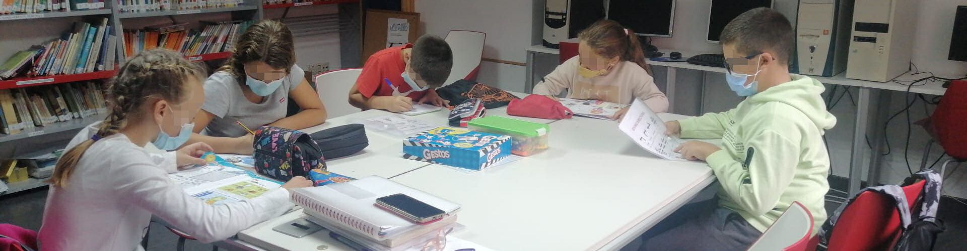 Tírig finança extraescolars d’anglés per a xiquets i joves