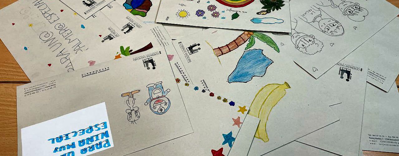 Cartes solidàries a l’IES Joan Coromines de Benicarló