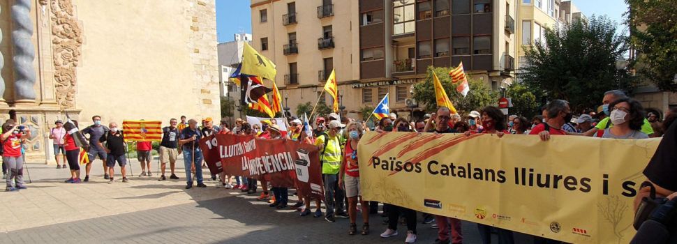Vídeo i fotos: Marxa independentista Vinaròs-La Ràpita