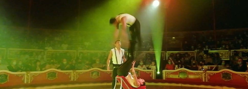 Vídeo: El circ Raluy amb “Todo locura” a Vinaròs