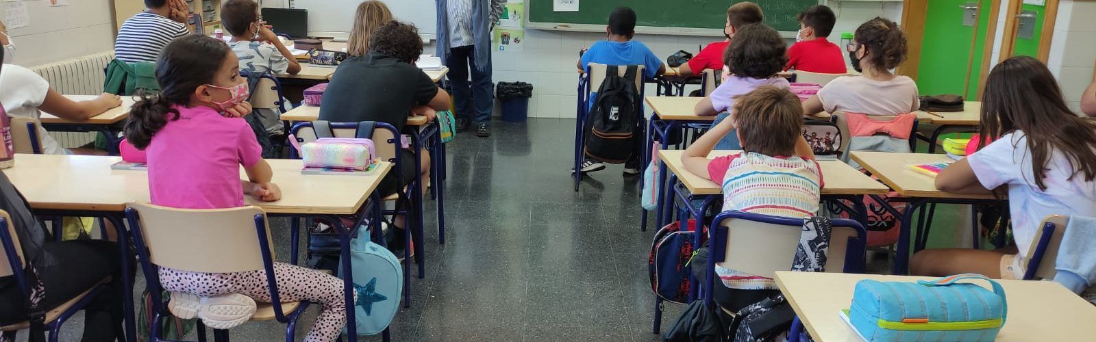 Peñíscola comparte con los escolares el legado de Berlanga y su relación con la ciudad