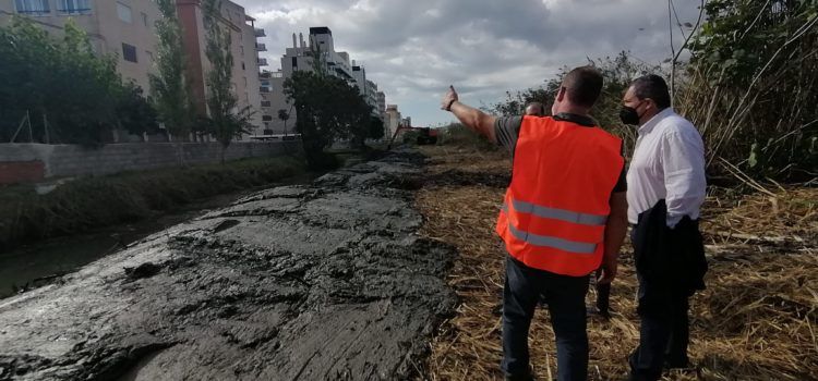 Finalitzen les tasques de dragatge en la séquia Sangonera de l’aiguamoll de Peníscola