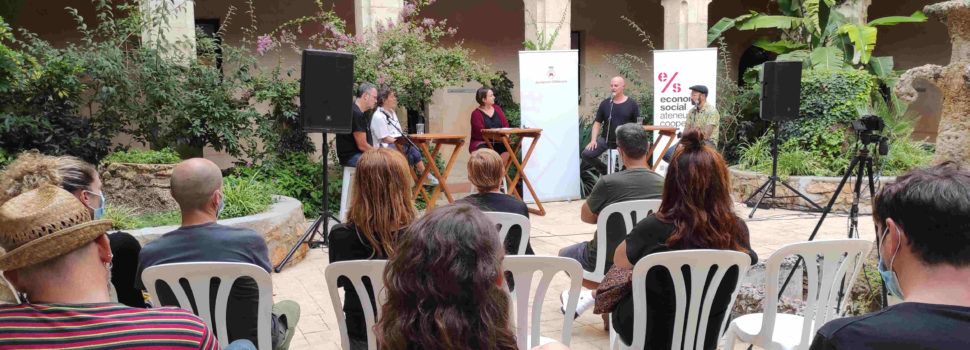 El carrer principal d’Ulldecona es converteix per un dia amb la   fira Àgora en l’aparador de l’economia social i cooperativa