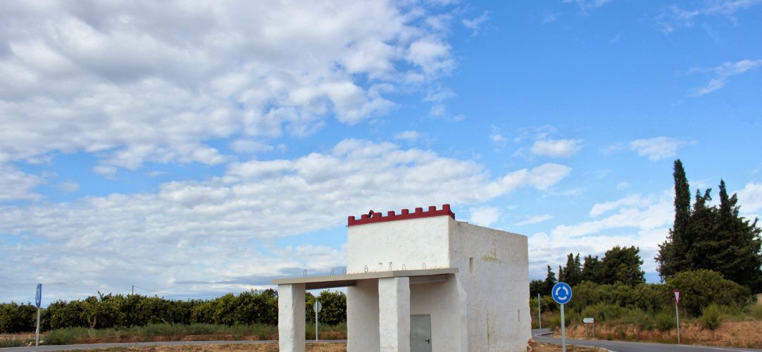Ben Vist: Rotonda del Corralet camí a l´ermita