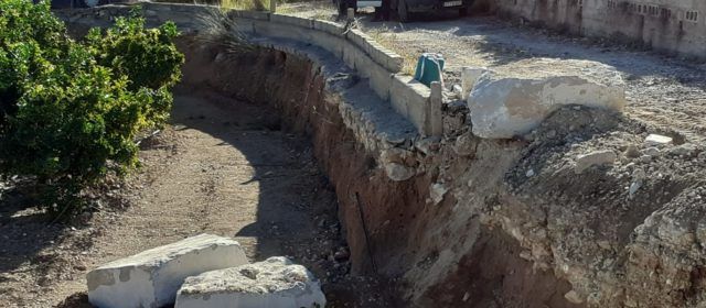 L’Ajuntament d’Alcanar adequa els camins per a l’inici de la collita de cítrics amb el suport de la Generalitat