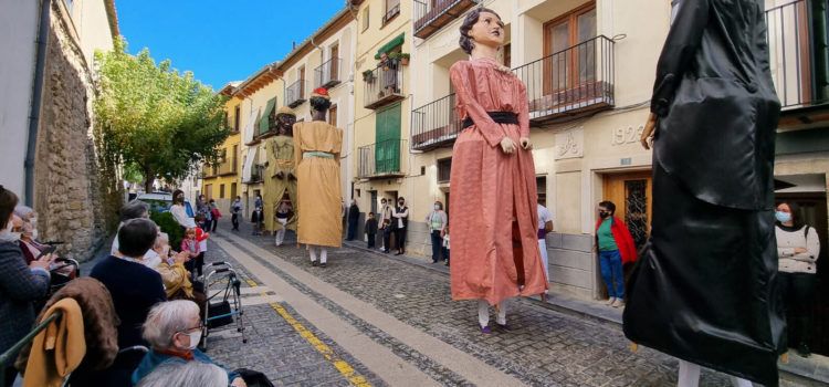 Els Gegants de Morella tornen a eixir al carrer