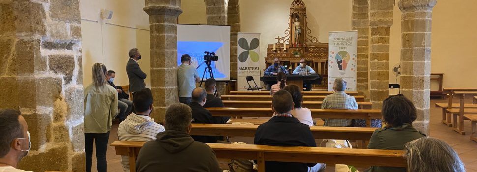 Empresaris i tècnics de turisme aborden tècniques per a potenciar l’arribada de turistes a la destinació turística Maestrat, Ànima Interior