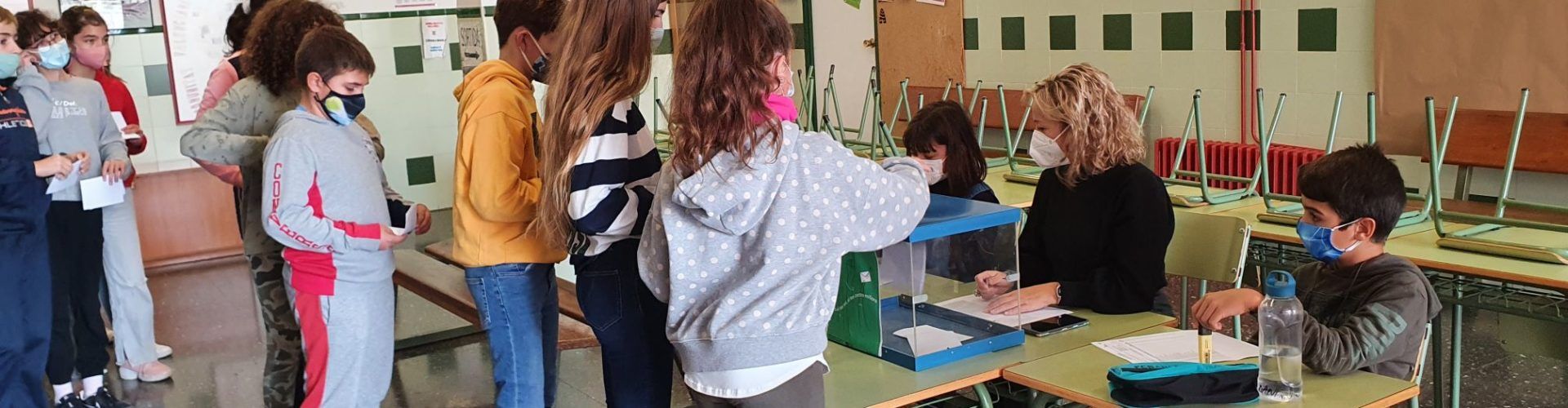 Eleccions escolars: votació d’alumnes