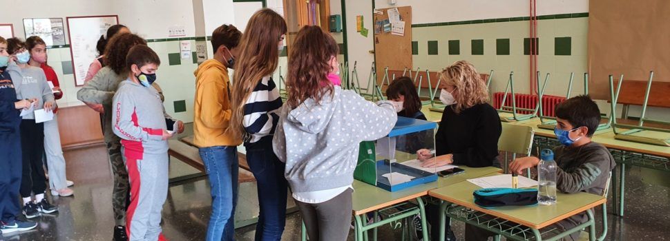 Eleccions escolars: votació d’alumnes
