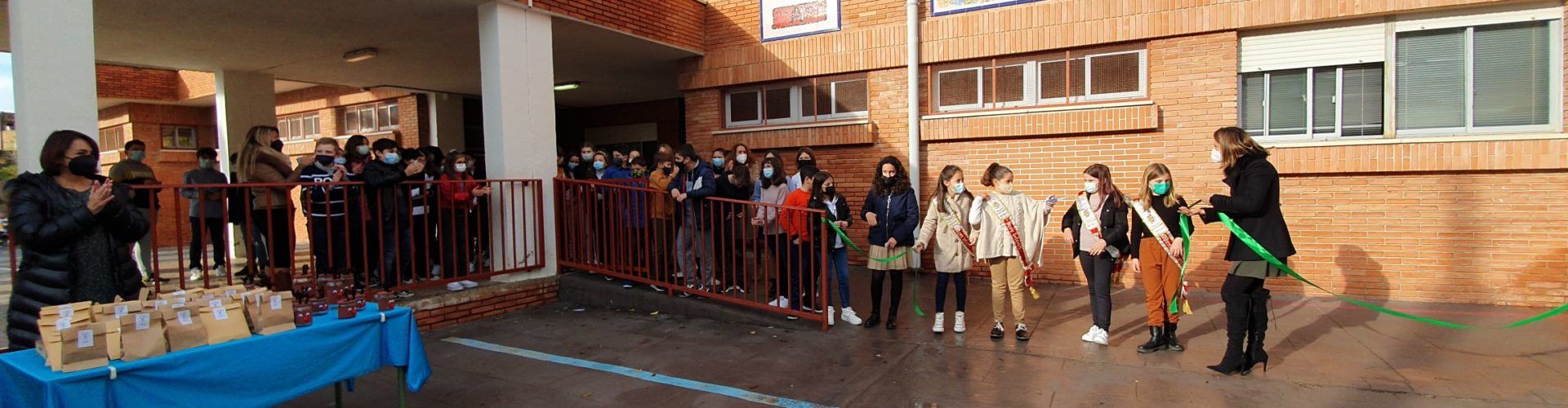 Vídeos i fotos: Santa Catalina al CEIP Assumpció de Vinaròs