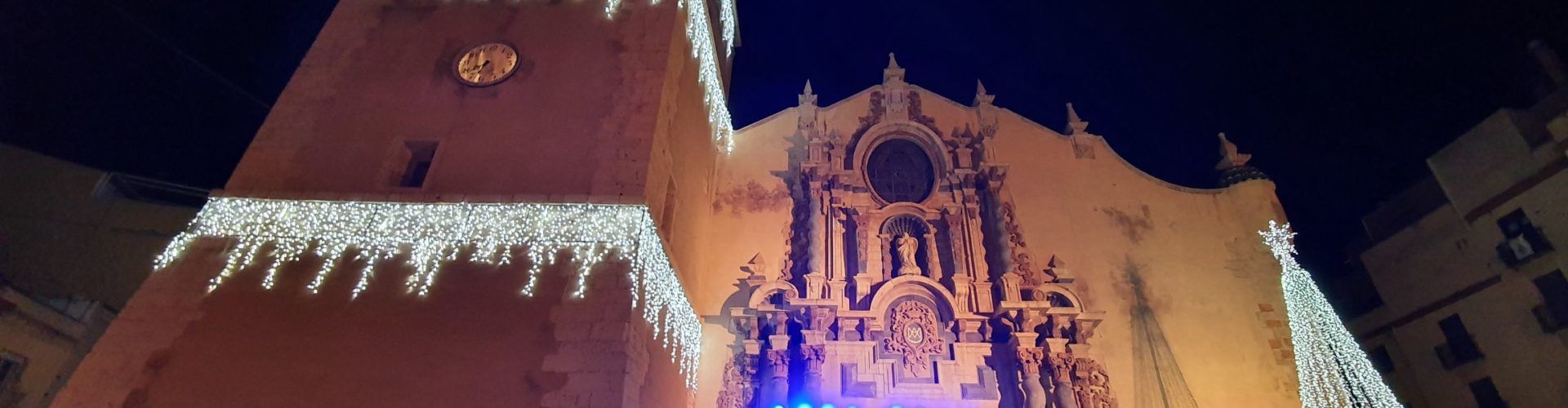 Vídeos i fotos: Vinaròs encén el Nadal
