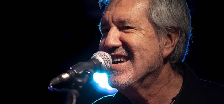 Arturo Gaya presenta ‘Bonaire 12’, el seu primer disc en solitari després de 44 anys en el món de la música