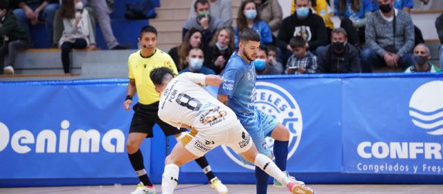 El Servigroup Peñíscola Globeenergy FS tumba al líder con un golpe de autoridad (4-1)