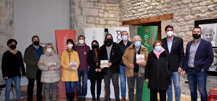 Morella premia Manolo Querol i Mari Carmen Segura, VirtuarchStudio, Apivillores i Paquita Carbó i Eduardo Manero