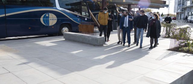 José Martí visita la nova estació d’autobusos de Vinaròs finançada per la Diputació amb 200.000 euros
