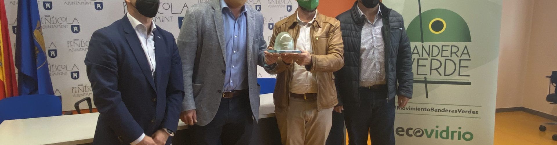 Peníscola rep el guardó Iglú Verd per superar el repte de recollida selectiva d’envasos de vidre durant la campanya Banderes Verdes