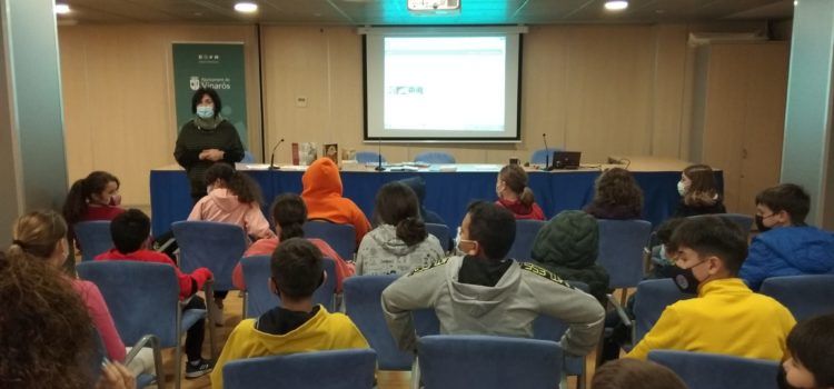 Els alumnes del col·legi de la Misericòrdia visiten la Biblioteca Municipal
