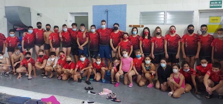 La lliga en benjamí i aleví comença amb 7 equips a la piscina Servol de Vinaròs
