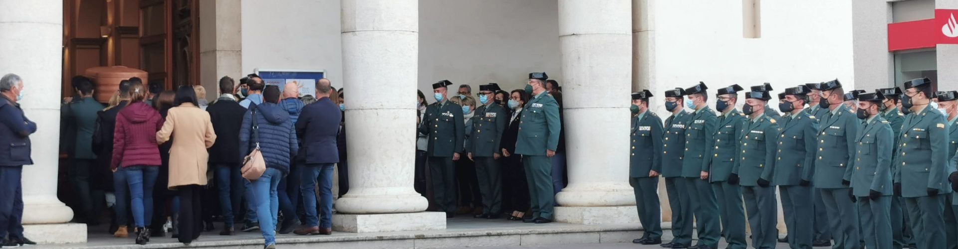 Emotivo funeral del Comandante Francisco López Bueno