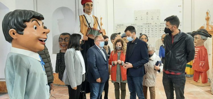 El director general de Administración Local visita parte del patrimonio rehabilitado con fondos FEDER en Vinaròs y Alcossebre
