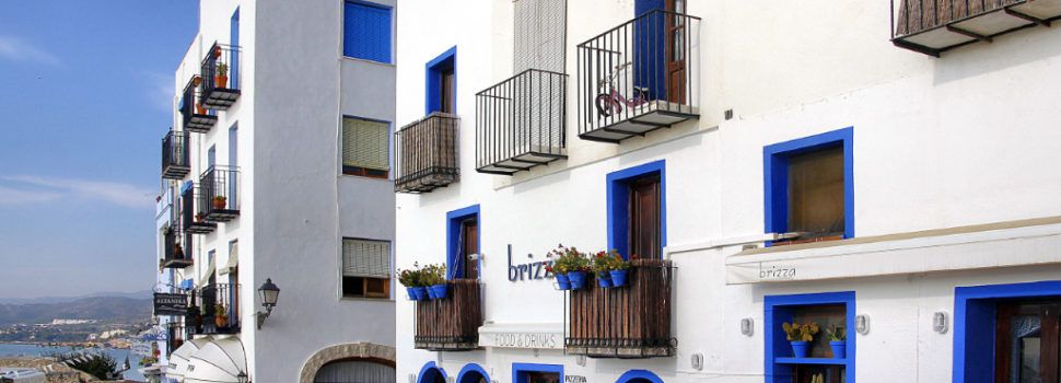 Peñíscola, entre las ciudades más buscadas por los turistas nacionales, para sus vacaciones de julio 2024, según Jetcost