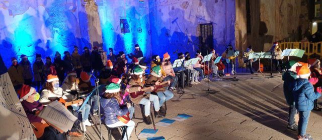 Numa Music celebra el Nadal amb una completa actuació