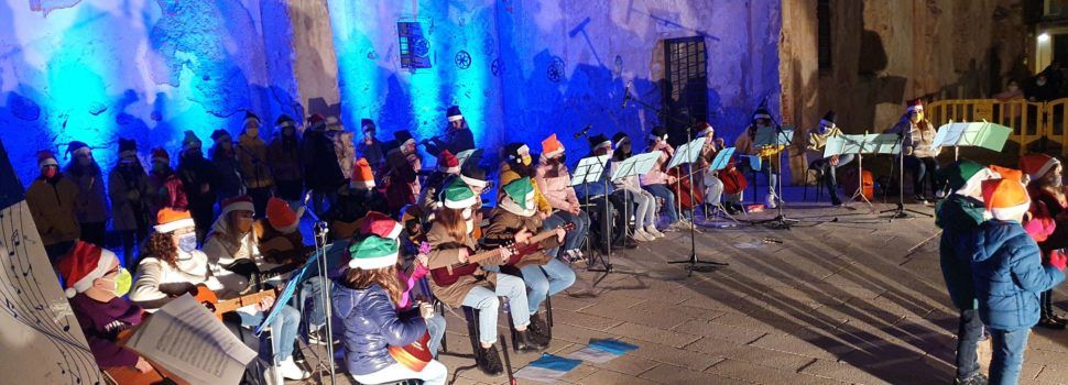 Numa Music celebra el Nadal amb una completa actuació
