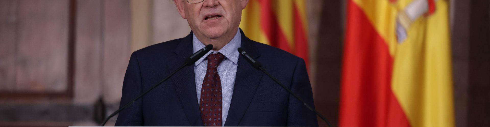 Ximo Puig anuncia un plan para acelerar la vacunación con las dosis de refuerzo y plantea extender el pasaporte COVID a todos los restaurantes y a cines y gimnasios