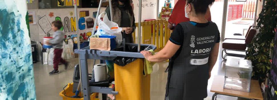 Alcalà-Alcossebre contracta  tres persones per netejar els centres educatius i un auxiliar administratiu a través d’ECOVID i EMPUJU