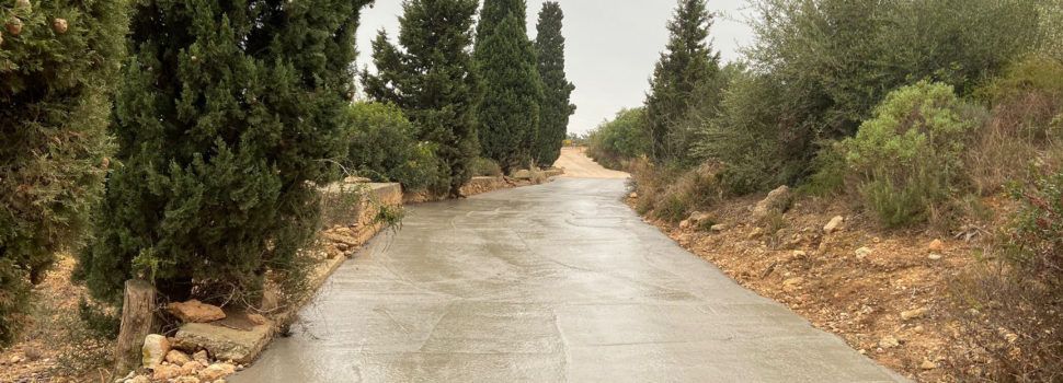 L’Ajuntament d’Alcalà-Alcossebre realitza millores de pavimentació en tres camins rurals