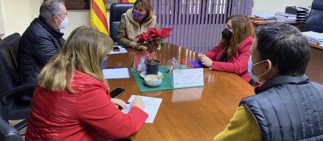Patricia Puerta aborda amb Afdem la situació de la salut mental a la presó d’Albocàsser