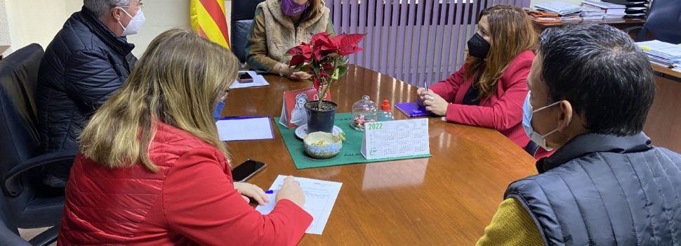 Patricia Puerta aborda amb Afdem la situació de la salut mental a la presó d’Albocàsser
