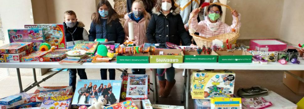 Benassal mostra el seu costat més solidari en el Mercat Benèfic de Nadal