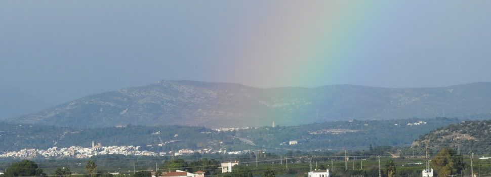 Fotos: Dia de vent i d’arc de Sant Martí