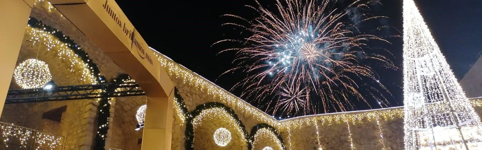 Ferrero Rocher hace brillar Peñíscola y su Mercado Navideño
