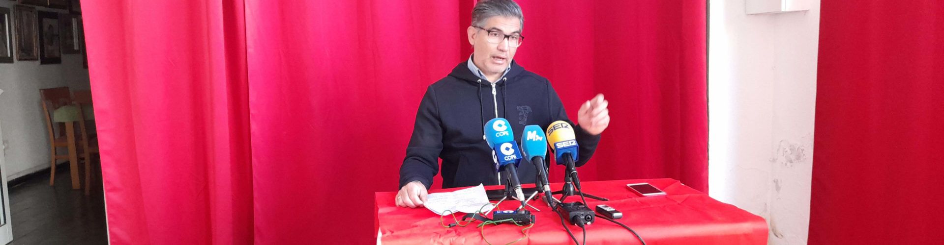 Precariedad laboral de interinos, sanitarios con contrato covid y el personal de limpieza de edificios públicos, según Manuel Herrera