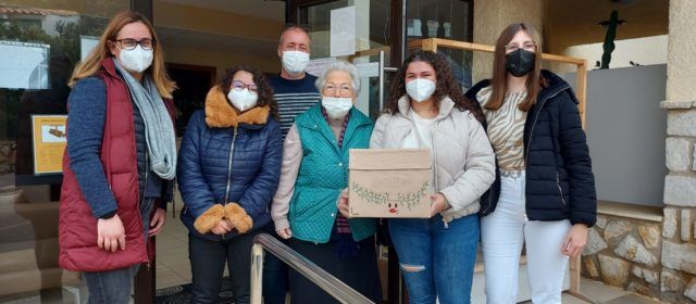 Targetes nadalenques per als majors i visita de Joan Borja a l’IES RAMÓN CID de Benicarló