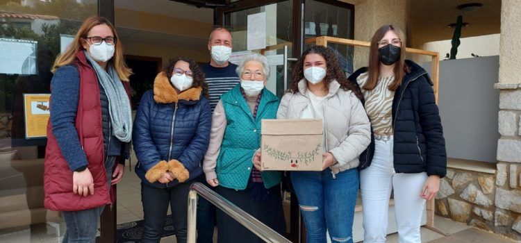 Targetes nadalenques per als majors i visita de Joan Borja a l’IES RAMÓN CID de Benicarló