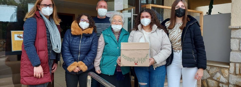 Targetes nadalenques per als majors i visita de Joan Borja a l’IES RAMÓN CID de Benicarló 