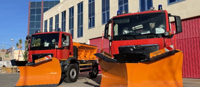 La Diputació recepciona dos nous camions llevaneu que han suposat una inversió superior a 310.000 euros
