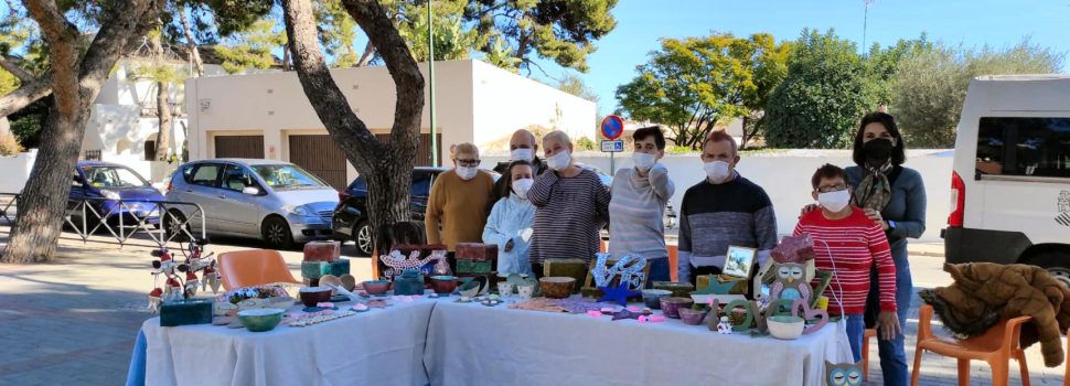 Los centros ocupacionales del IVASS, como el de Benicarló, presentan productos artesanales para regalar en estas fiestas