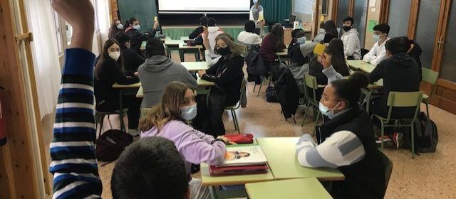 La UPCCA impulsa tallers en els centres educatius per a prevenir l’addicció als jocs d’atzar