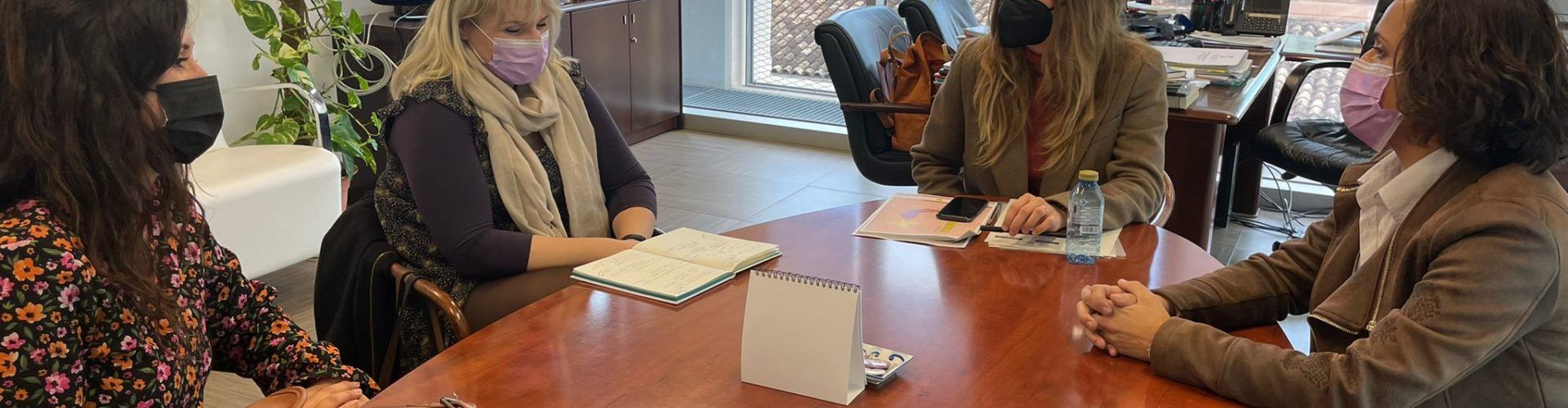 Albocàsser i Generalitat avancen en el programa ‘Noves Arrels’ per a dones víctimes de violència de gènere