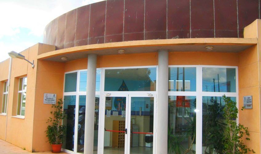 Brot amb 13 casos de covid a la Residència El Collet de Benicarló