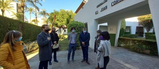 Visita d’autoritats a l’IES Joan Coromines de Benicarló
