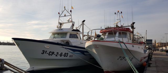 Les embarcacions d’arrossegament valencianes segueixen sense conéixer els dies que enguany els corresponen pescar