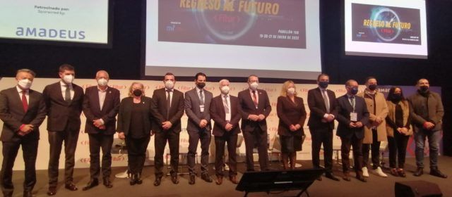 Peñíscola participa en el encuentro de municipios para valorar la constitución de una Asociación de Destinos Turísticos de Sol y Playa