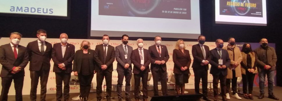 Peñíscola participa en el encuentro de municipios para valorar la constitución de una Asociación de Destinos Turísticos de Sol y Playa 