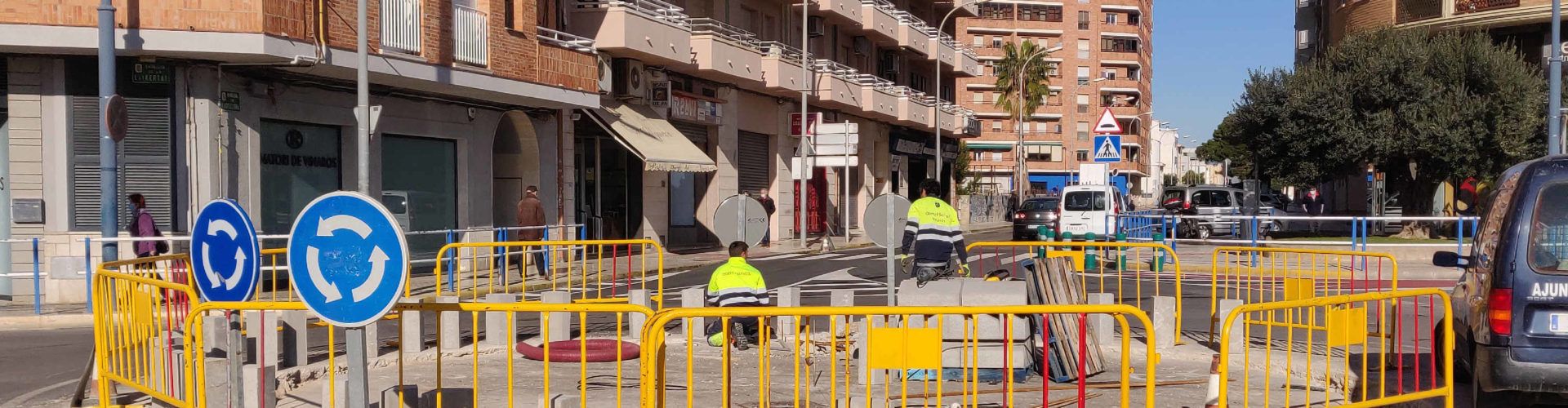 L’Ajuntament de Vinaròs renova la rotonda de l’avinguda de Barcelona